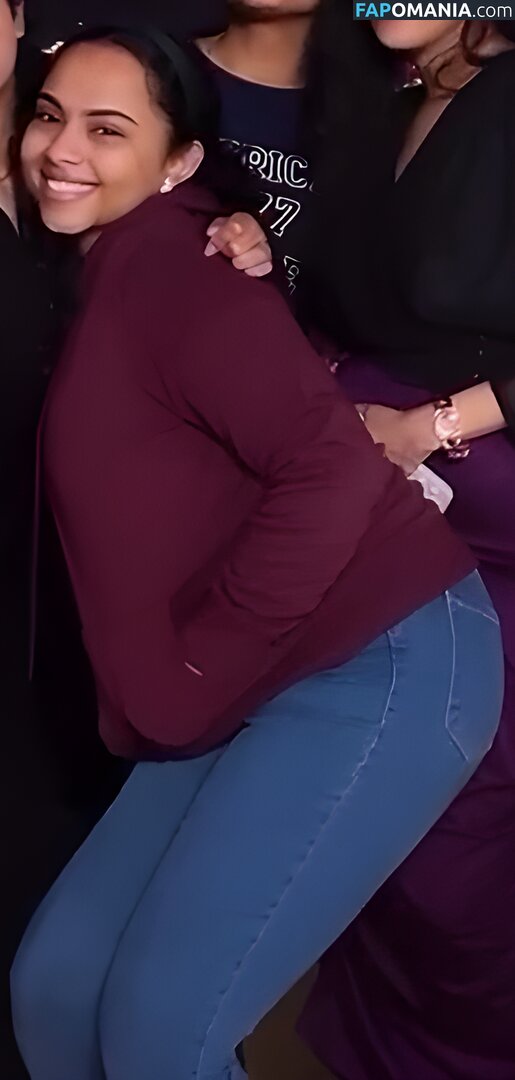 Yusr Murtada Nud OnlyFans  Fotografie scursă #10