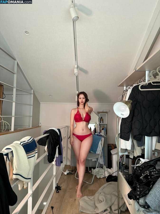 Yuyuhwa / yu_yuhwa / yuyuhwa_tw Nud OnlyFans  Fotografie scursă #21