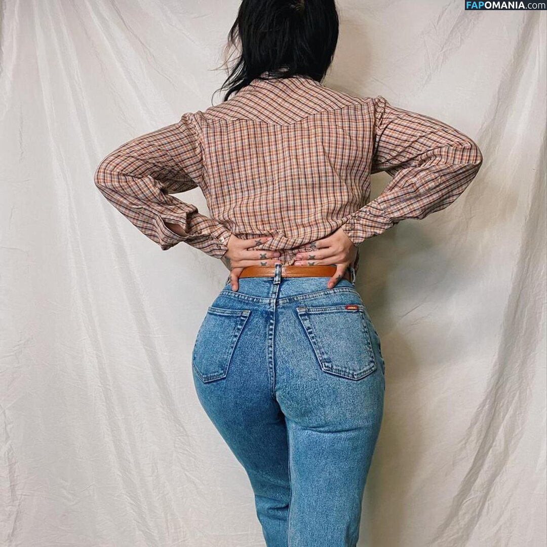 Yvette Young / yvetteyoung Nud OnlyFans  Fotografie scursă #3