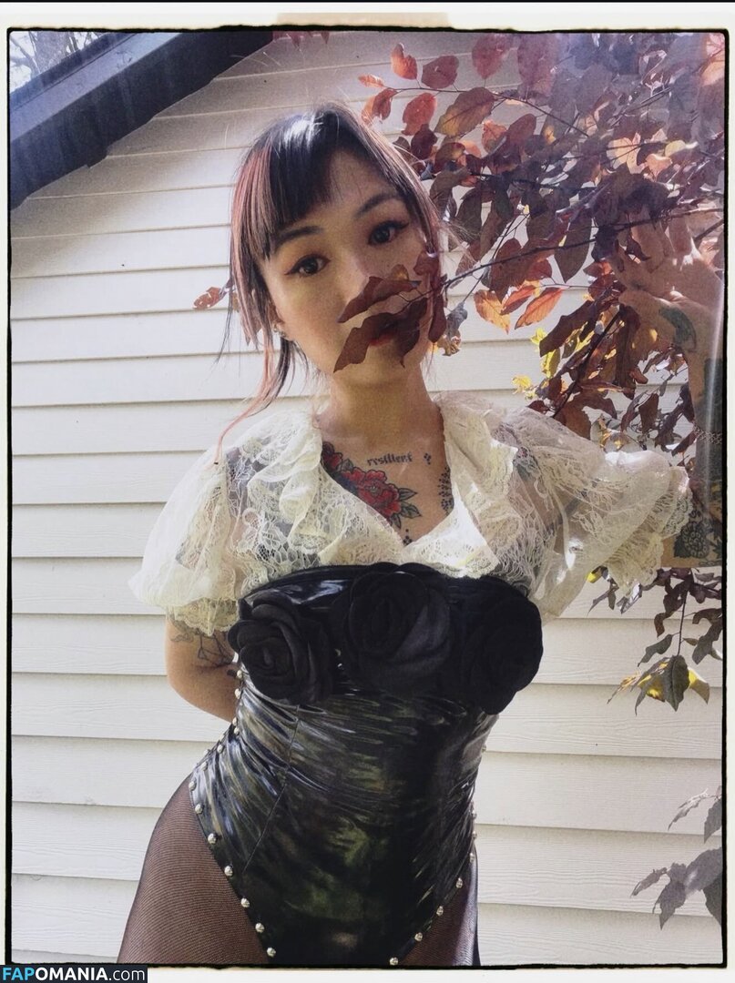 Yvette Young / yvetteyoung Nud OnlyFans  Fotografie scursă #7
