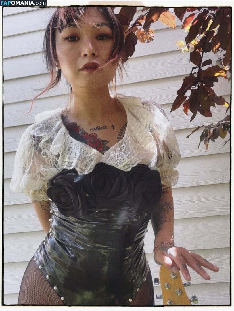 Yvette Young / yvetteyoung Nud OnlyFans  Fotografie scursă #8
