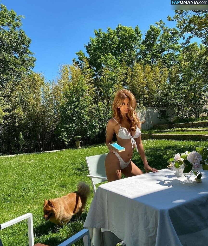 Zahia Dehar / zahiaofficiel Nud OnlyFans  Fotografie scursă #299