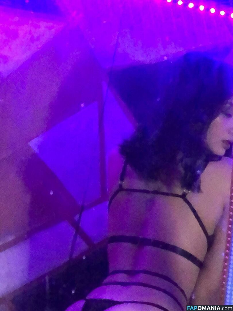Zaiah Cazar / frstbite_iah / yukia_akuma / yukiaakuma / zaezacarias Nud OnlyFans  Fotografie scursă #31
