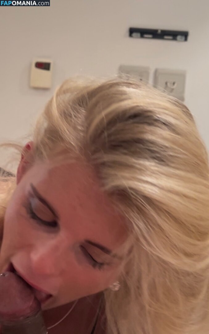 Zara Deeley Nud OnlyFans  Fotografie scursă #4