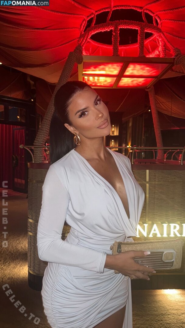 Zara Secret / zara_secret / zara_secrett Nud OnlyFans  Fotografie scursă #2