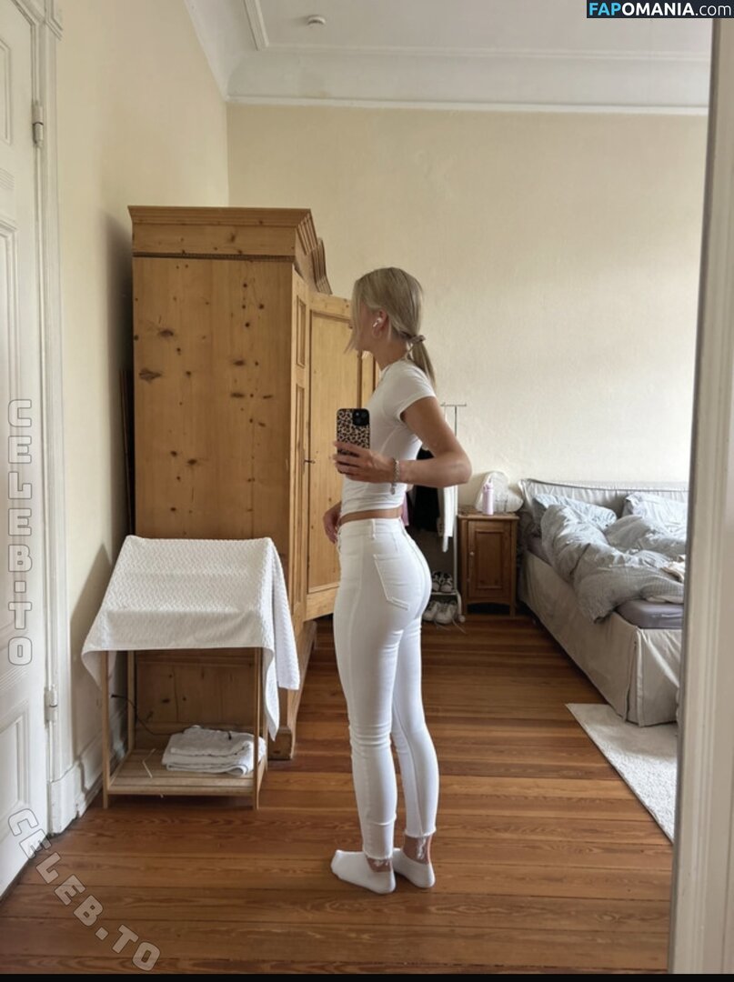Zarah Ellen / zarah.ellen / zarah_eln Nud OnlyFans  Fotografie scursă #4