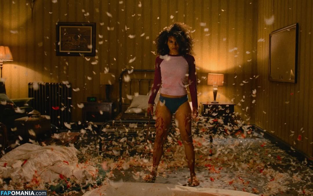 Zazie Beetz / zaziebeetz Nud OnlyFans  Fotografie scursă #1