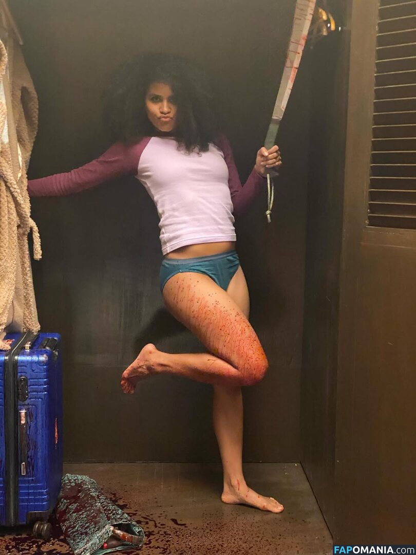 Zazie Beetz / zaziebeetz Nud OnlyFans  Fotografie scursă #3
