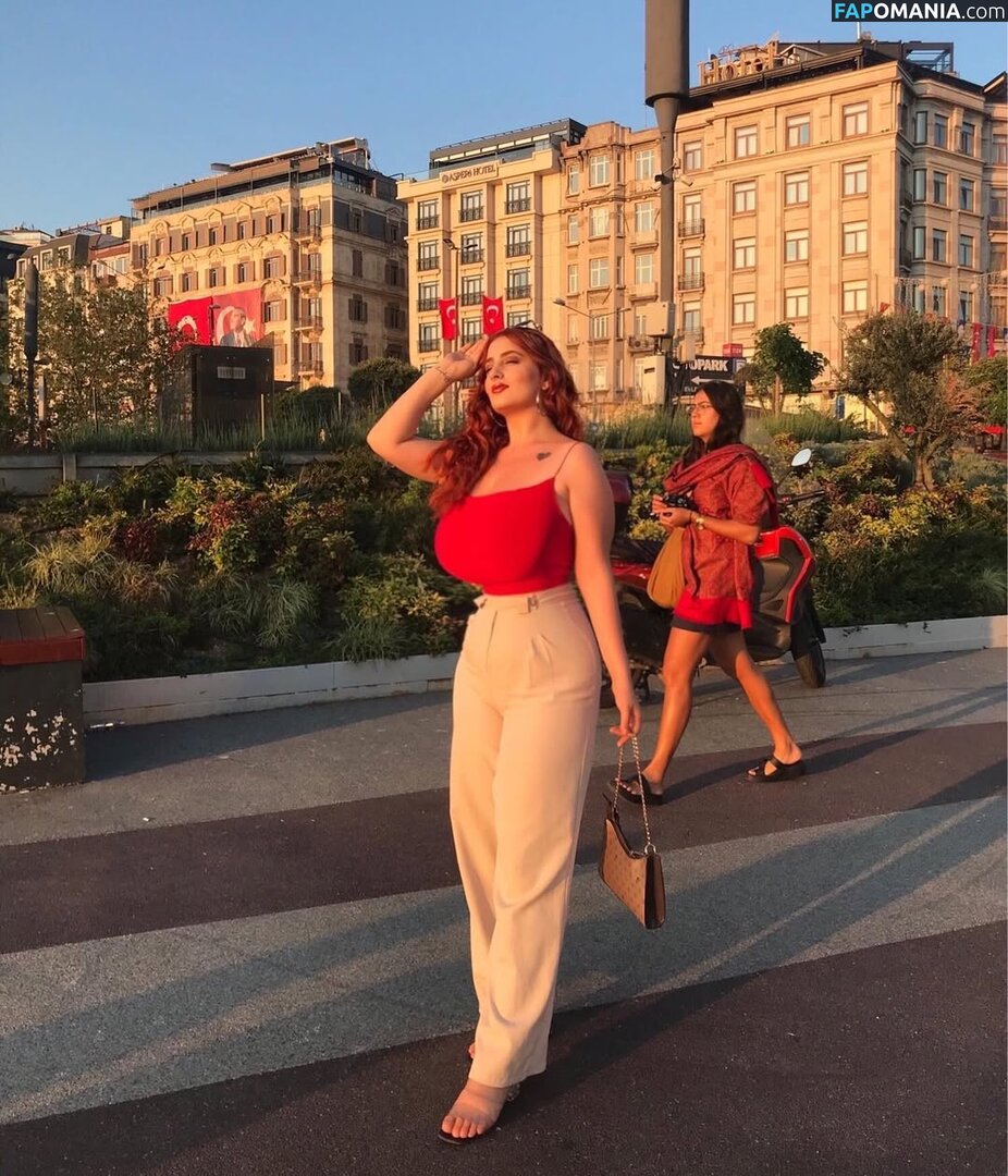 Zehra Aslan / _zehraasln Nud OnlyFans  Fotografie scursă #9