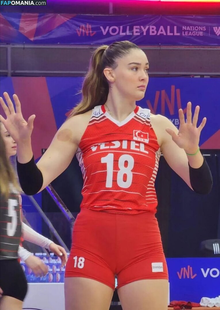 Zehra Gunes Nud OnlyFans  Fotografie scursă #13