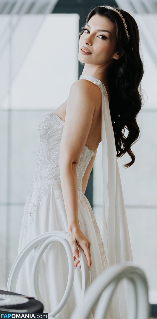 Zeynep Demirhan / demiirhaan / https: / zzeynepdemirhan Nud OnlyFans  Fotografie scursă #4