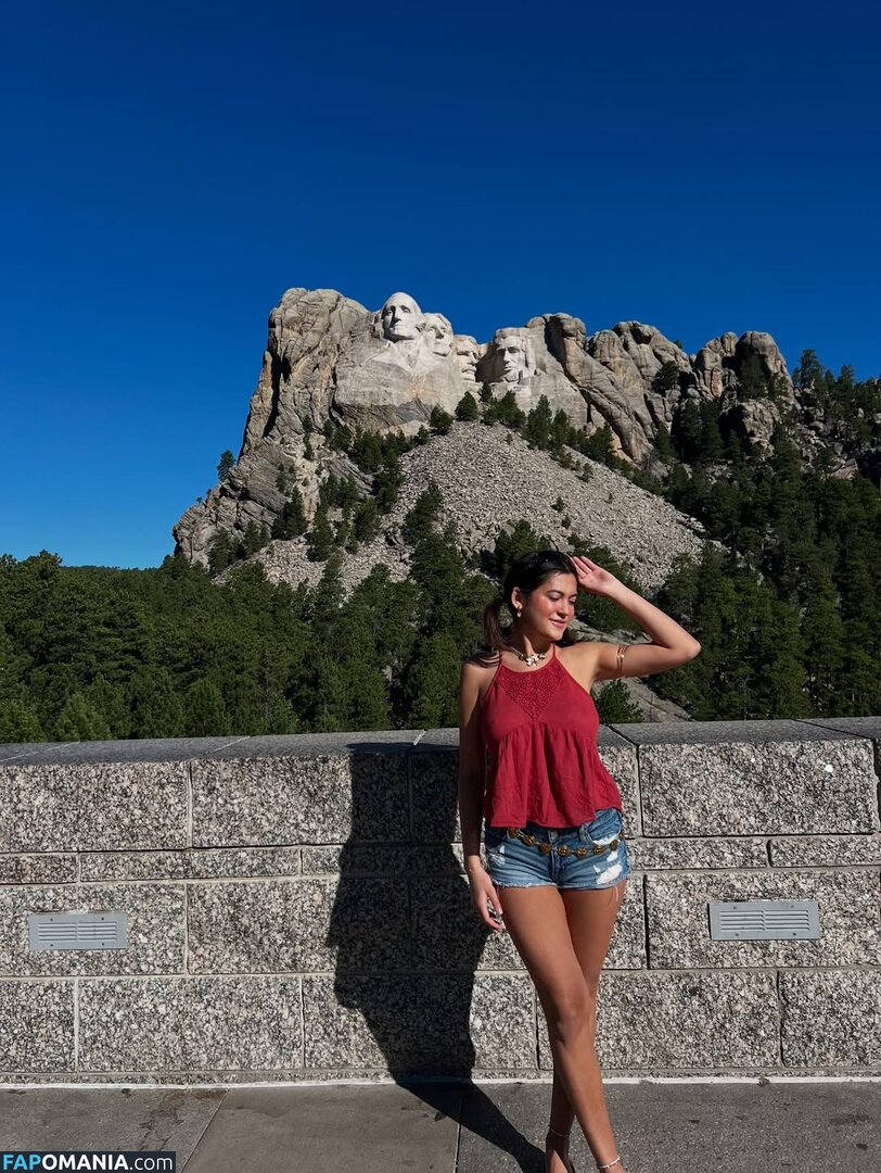 Zoe Grace Rodriguez / zoegracerodriguez Nud OnlyFans  Fotografie scursă #3
