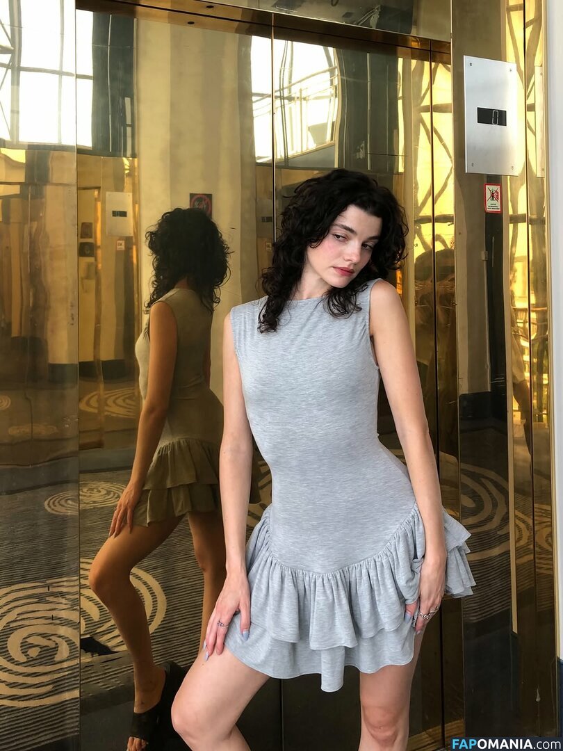 Zoe Steiner / https: / zoesteiner / zoesteiner2 Nud OnlyFans  Fotografie scursă #4