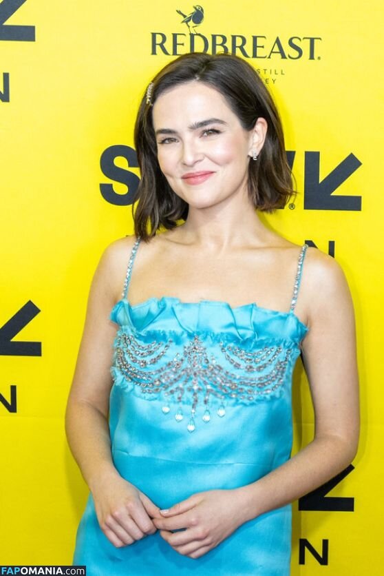 Zoey Deutch / zoeydeutch Nud OnlyFans  Fotografie scursă #379