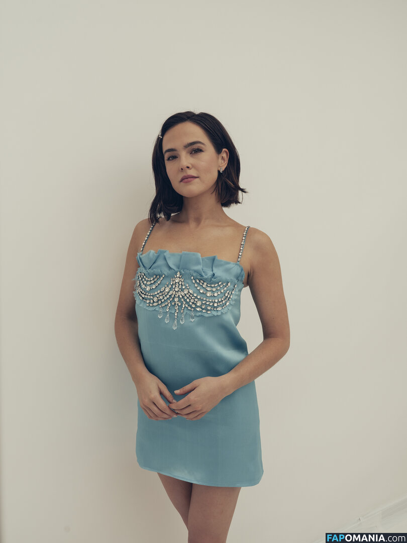 Zoey Deutch / zoeydeutch Nud OnlyFans  Fotografie scursă #382
