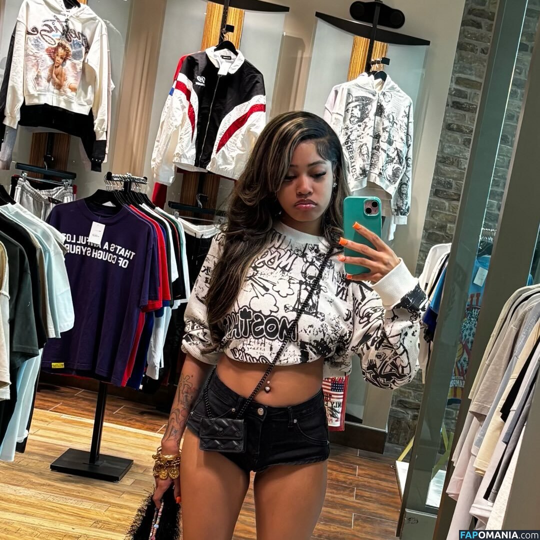 Yntzo / Zogurb Nud OnlyFans  Fotografie scursă #1